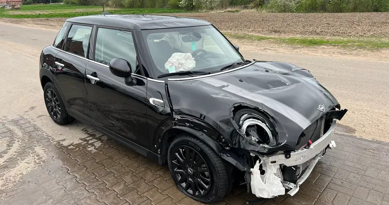 mini cooper MINI Cooper cena 23900 przebieg: 40000, rok produkcji 2021 z Chodzież